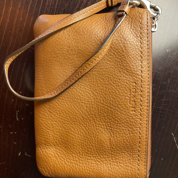 Coach Wrislet - Picture 1 of 3